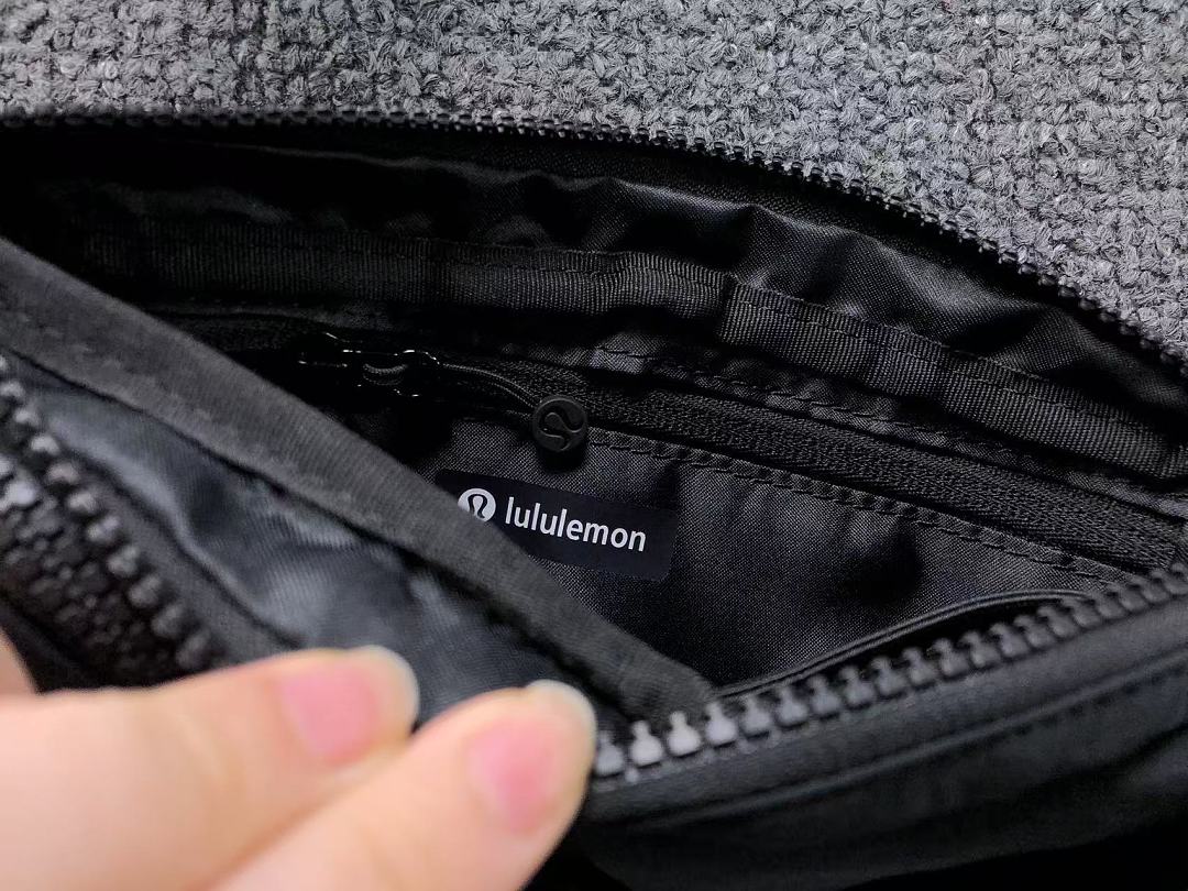 On Running 113 LULULEMON BAG 2207172276 (Long 25CM* Wide 4CM* High 15CM) - Image 17
