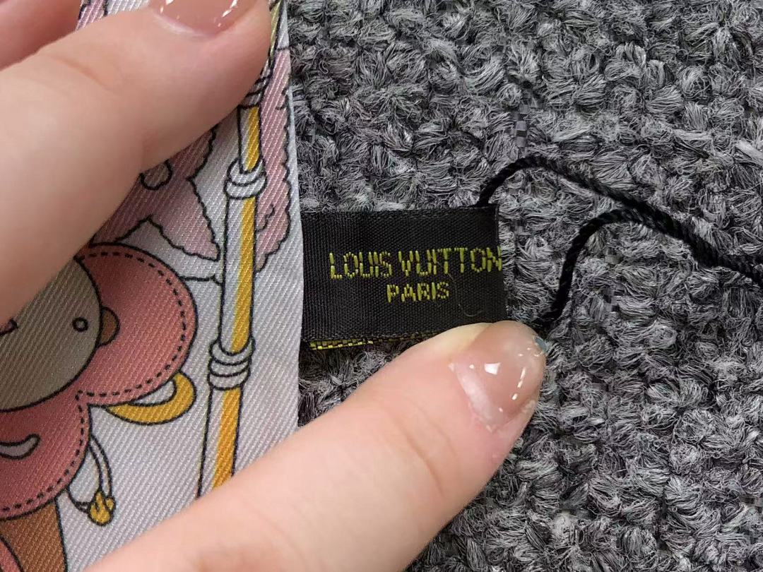 Louis Vuitton 68 L⭐ SCARF 5112817102 (Long 116CM* Wide 8CM*) - Image 8