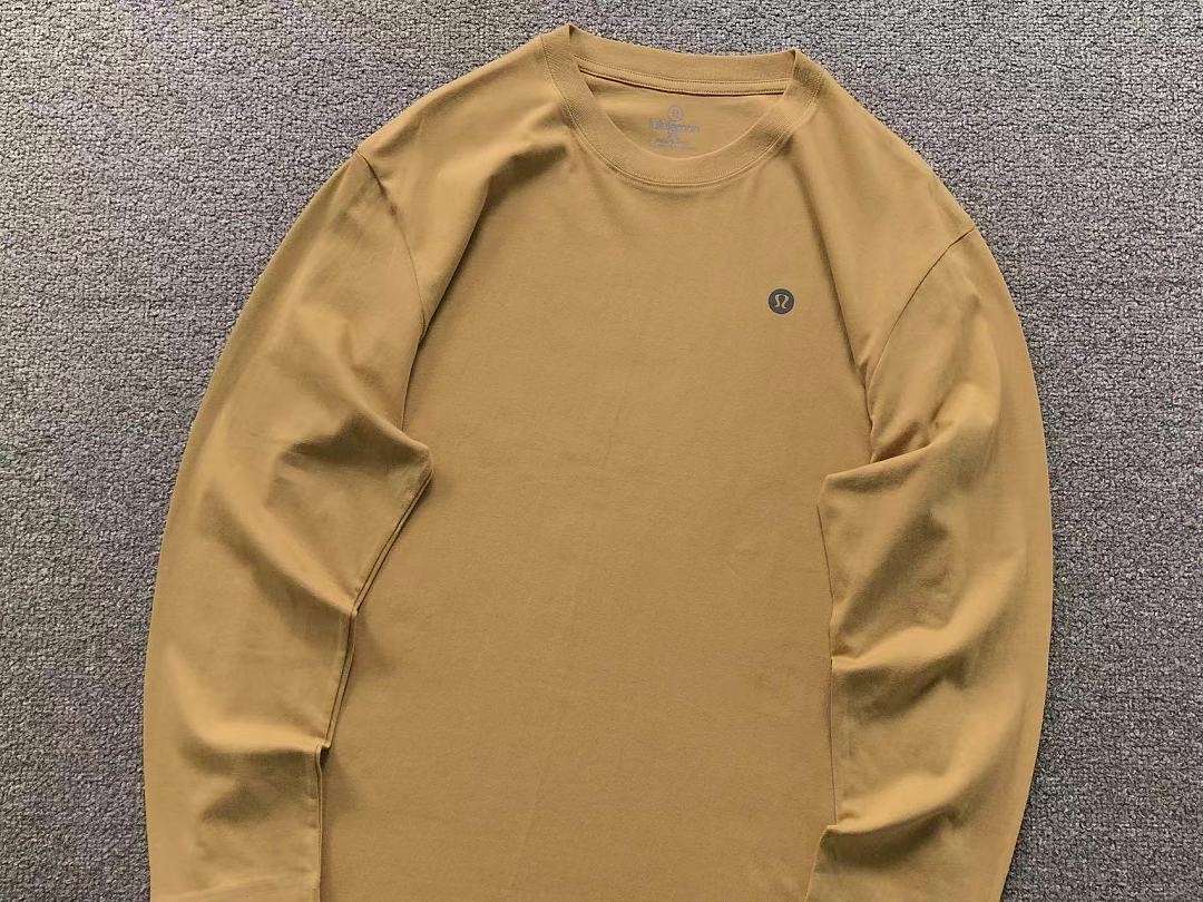 On Running 135 LULULEMON LONG SLEEVED 2206251104 (Im 170Cm 60Kg I Wear Size XL In The Phot) - Image 10