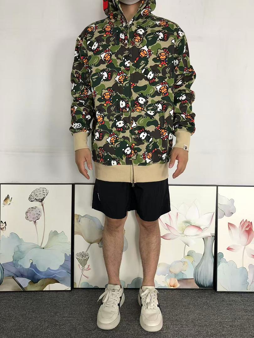 Bape 145 BAPE HOODIE 52070717158 (Im 170Cm 60Kg I Wear Size XL In The Phot) - Image 3