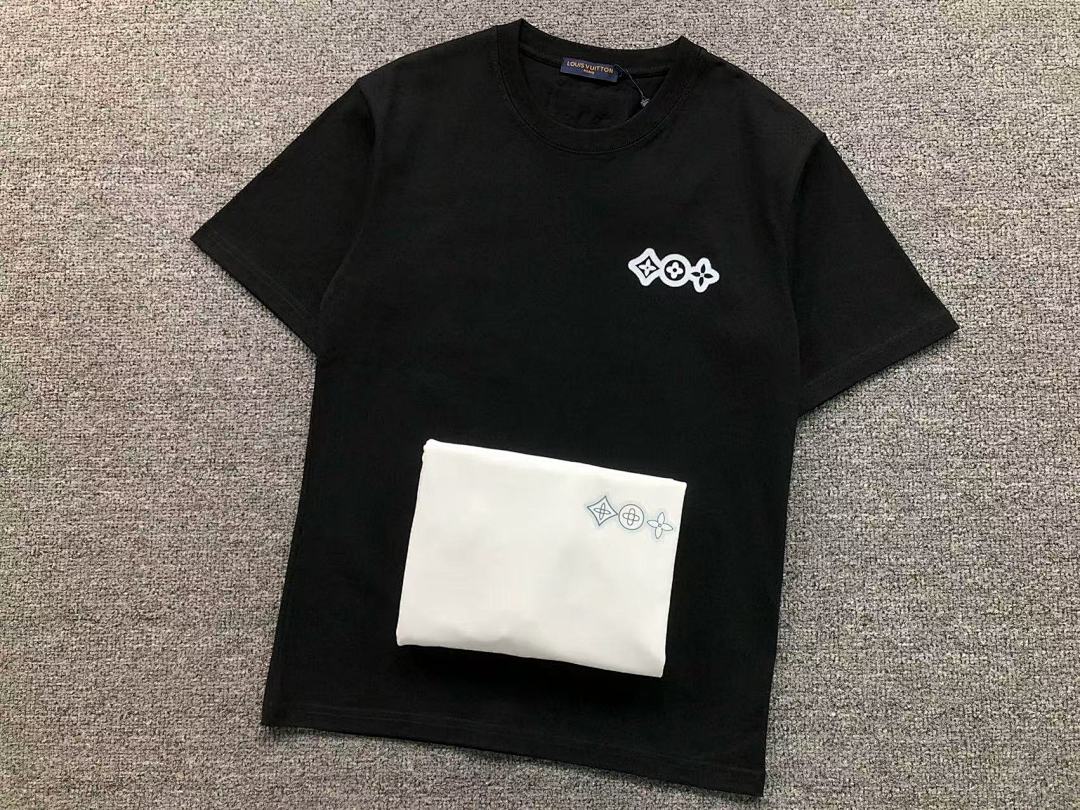 Louis Vuitton 158 L⭐ T-SHIRT 22040350001 (Im 170Cm 60Kg I Wear Size XS In The Phot) - Image 16