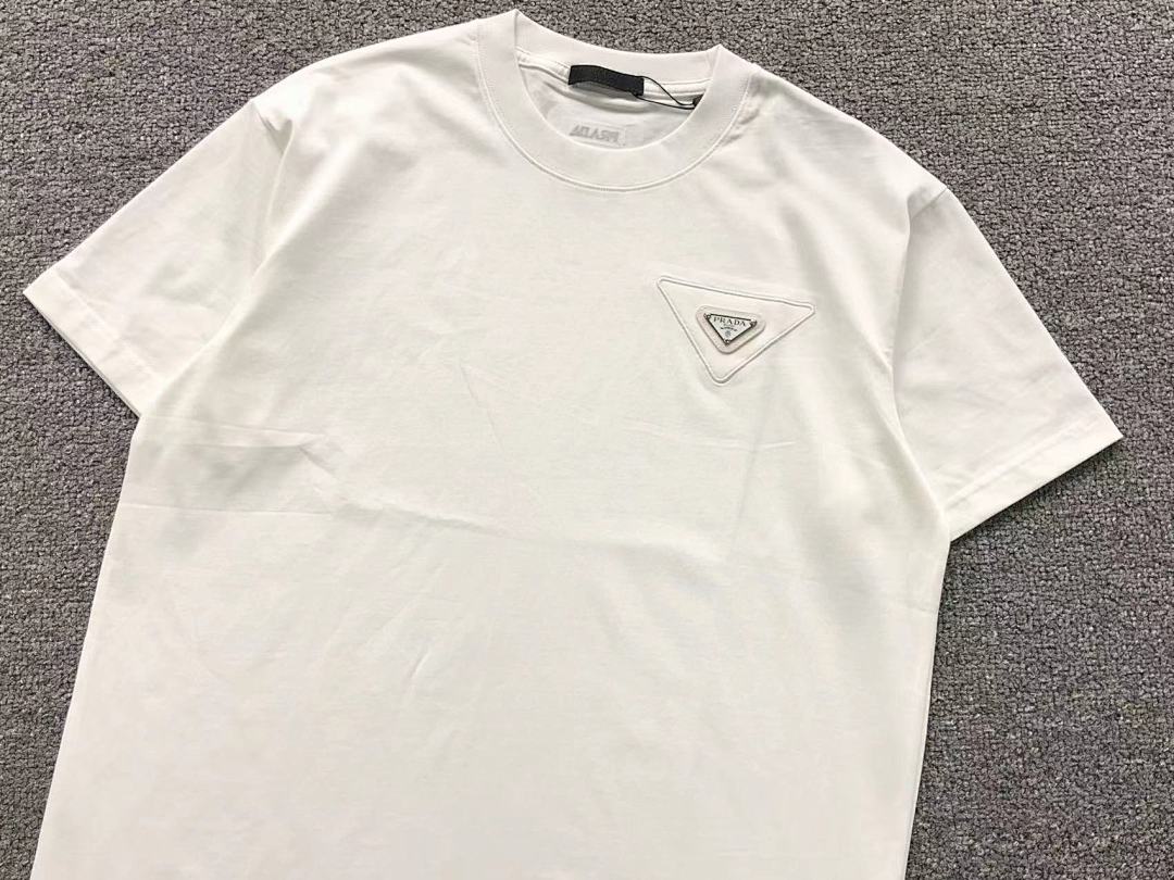 Prada 135 P⭐A⭐A T-SHIRT 3203272117 (Im 170Cm 60Kg I Wear Size M In The Phot) - Image 9