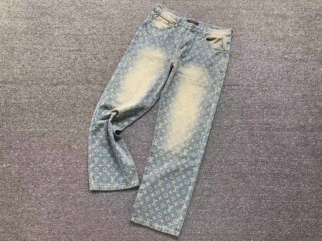 Louis Vuitton 208 L⭐ - Image 11