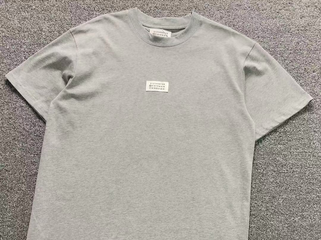 On Running 82 MAISON MARGIELA T-SHIRT 5208270386 (Im 170Cm 60Kg I Wear Size 46 In The Phot) - Image 10