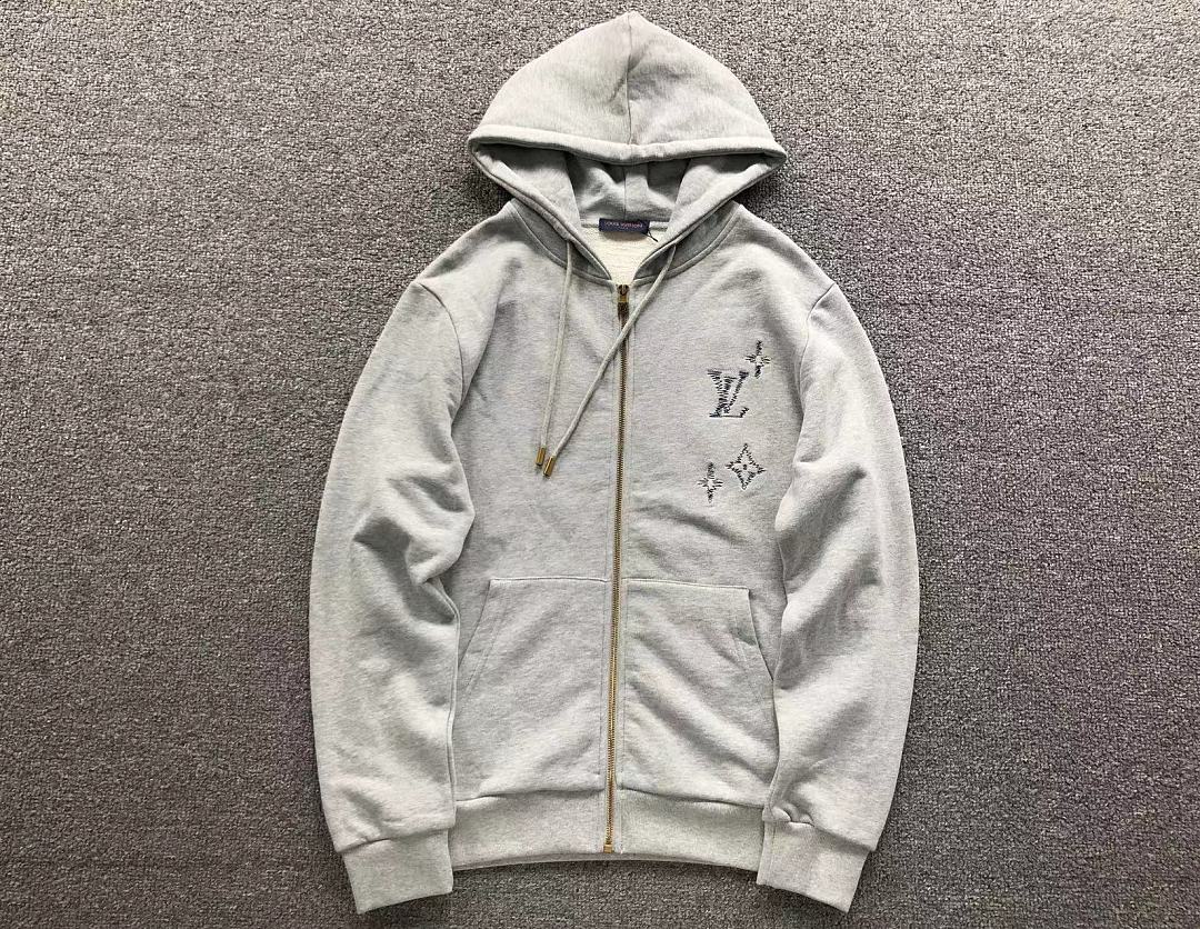 Louis Vuitton 258 L⭐ HOODIE 3208191121 (Im 170Cm 60Kg I Wear Size M In The Phot) - Image 5