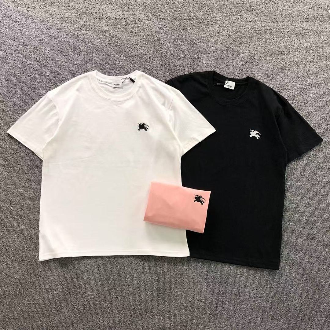 Burberry Burberry 85 B⭐R⭐E⭐RY T-SHIRT 219222201 (Im 170Cm 60Kg I Wear Size M In The Phot), photo 1