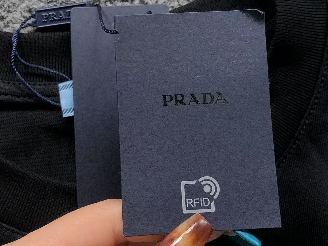 Prada 128 P⭐A⭐A T-SHIRT 3203053221 (Im 170Cm 60Kg I Wear Size S In The Phot) - Image 20