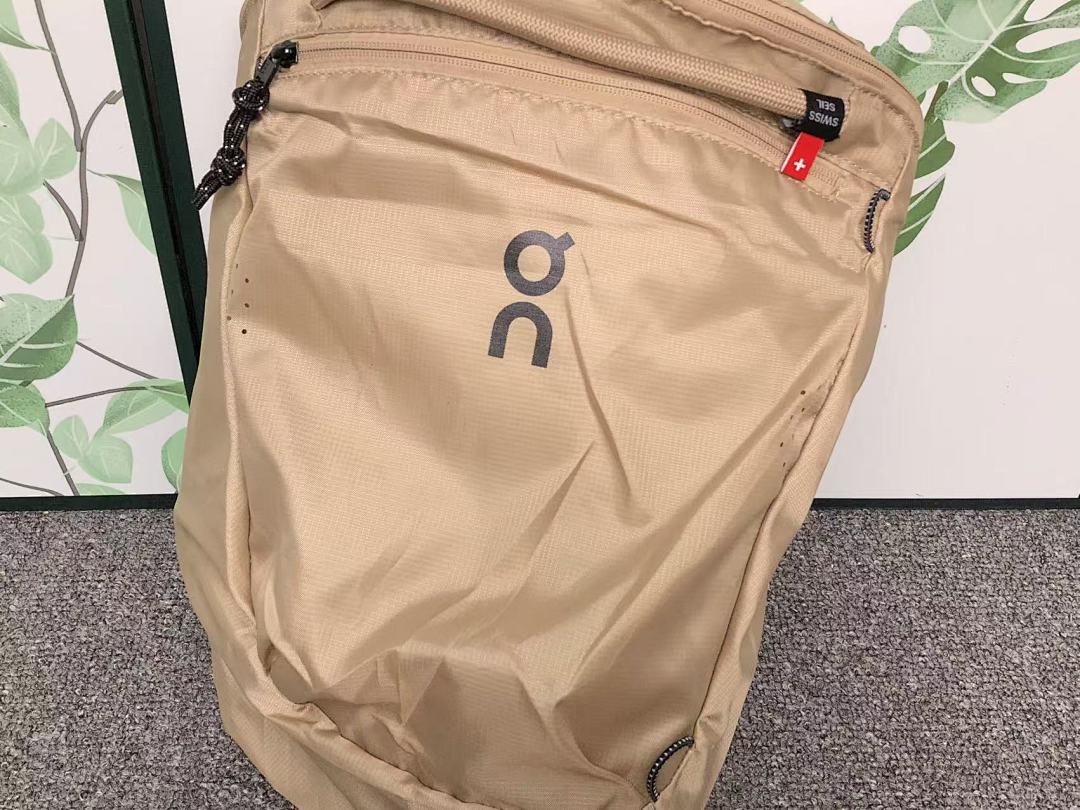On Running 108 ON BAG 123190566 (Long 31CM* Wide 12CM* High 42CM) - Image 15