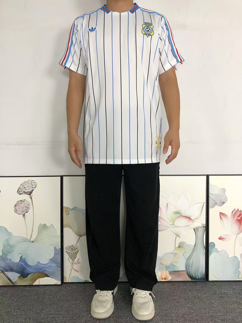 Unbranded 82 FOOTBALL T-SHIRT 1272717002 (Im 170Cm 60Kg I Wear Size M In The Phot) - Image 3