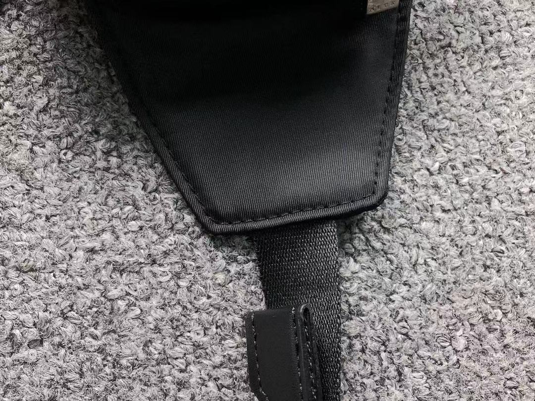 1017 Alyx 9SM 218 1017AL⭐⭐9⭐M BAG 3205150621 (Long 21CM* Wide 4CM* High 16CM) - Image 17