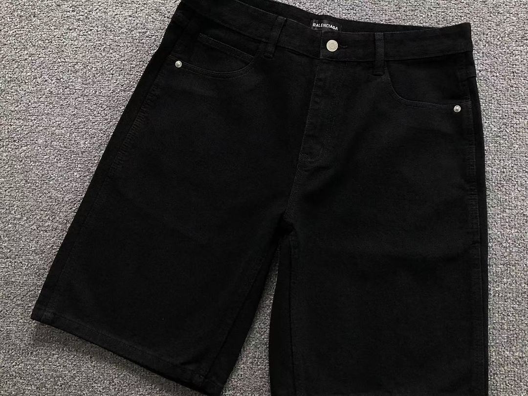 Balenciaga 185 B⭐L⭐⭐⭐IA⭐A SHORTS 3207114017 (Im 170Cm 60Kg I Wear Size L In The Phot) - Image 11