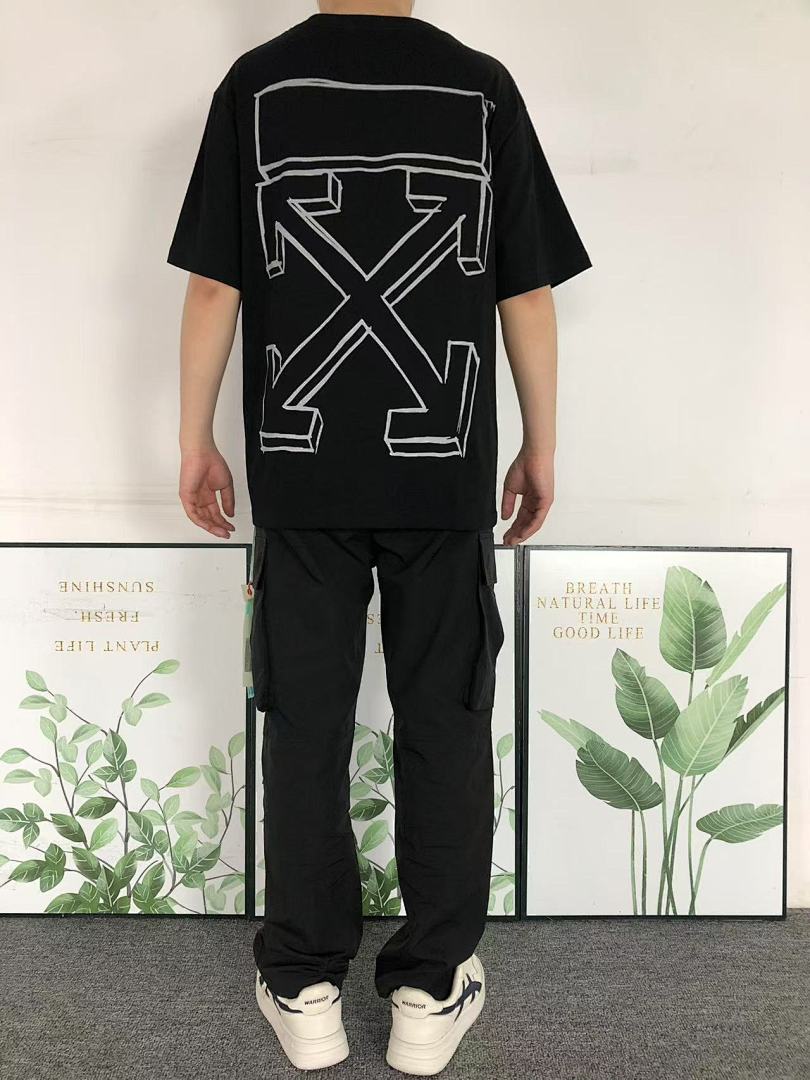 Off-White 98 OFF-WHITE T-SHIRT 503032119 (Im 170Cm 55Kg I Wear Size S In The Phot) - Image 4
