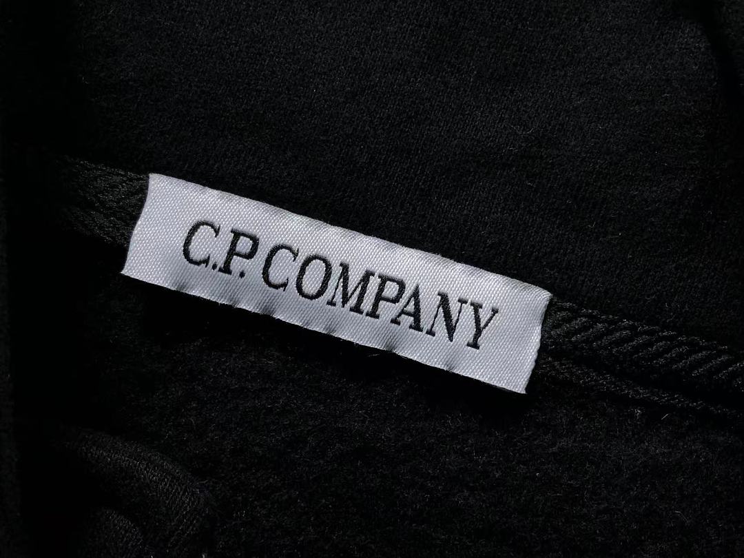 C.P. Company 215 CP HOODIE 22082821172 (Im 170Cm 60Kg I Wear Size M In The Phot) - Image 26