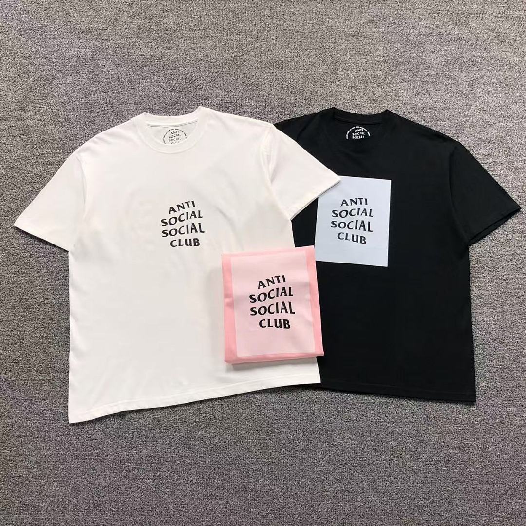 Christian Louboutin 85 ANTI SOCIAL CLUB T-SHIRT 41421002 (Im 170Cm 60Kg I Wear Size L In The Phot)