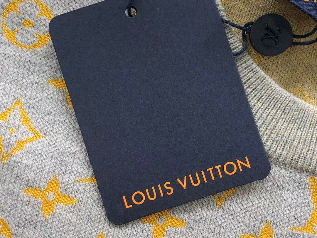 Louis Vuitton 178 L⭐ T-SHIRT SWEATER 2201235721 (Im 170Cm 60Kg I Wear Size M In The Phot) - Image 12