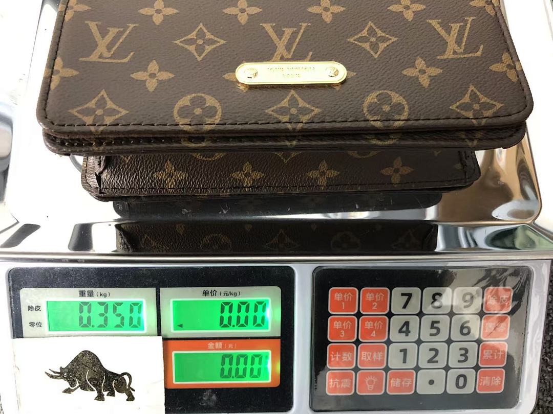 Louis Vuitton 388 L⭐ BAG 412165924 (Long 21CM* Wide 5CM* High 11CM) - Image 17