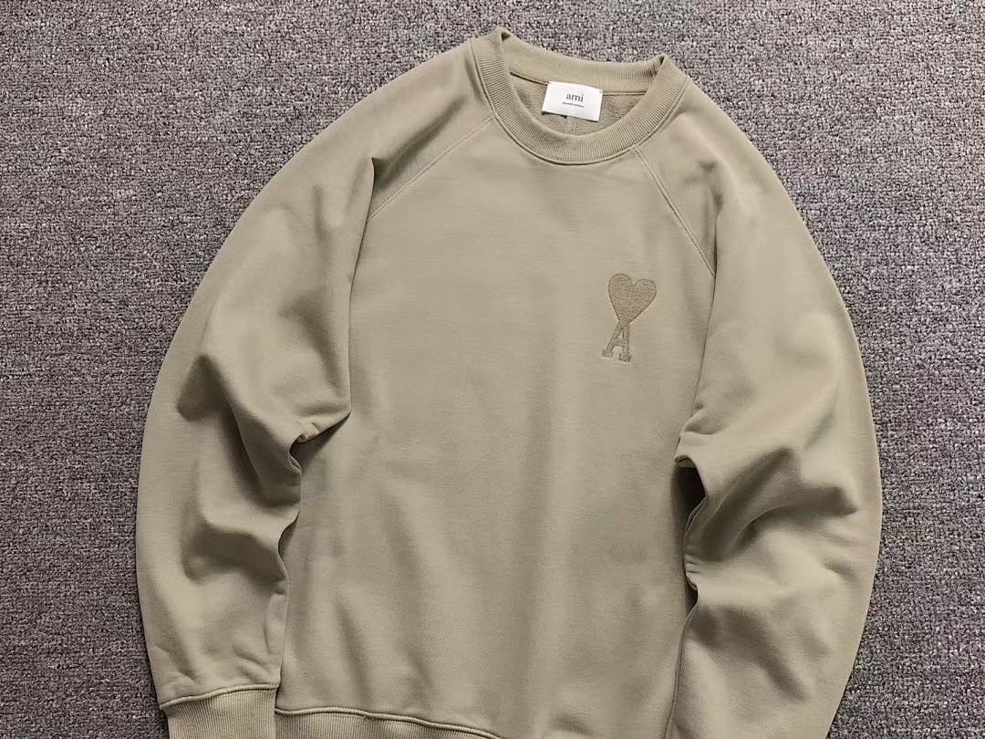AMI 118 AMI HOODIE 3109110521 (Im 170Cm 60Kg I Wear Size M In The Phot) - Image 11