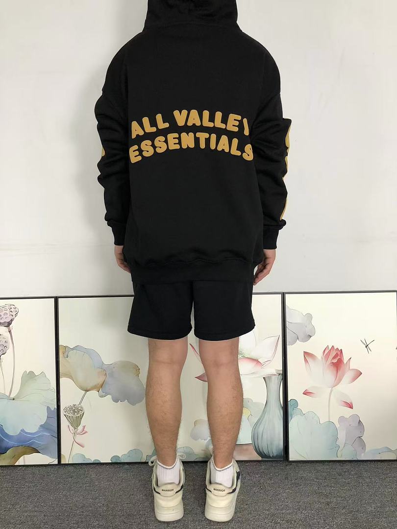 Fear of God 185 FOG HOODIE 3208052817 (Im 170Cm 60Kg I Wear Size M In The Phot) - Image 4