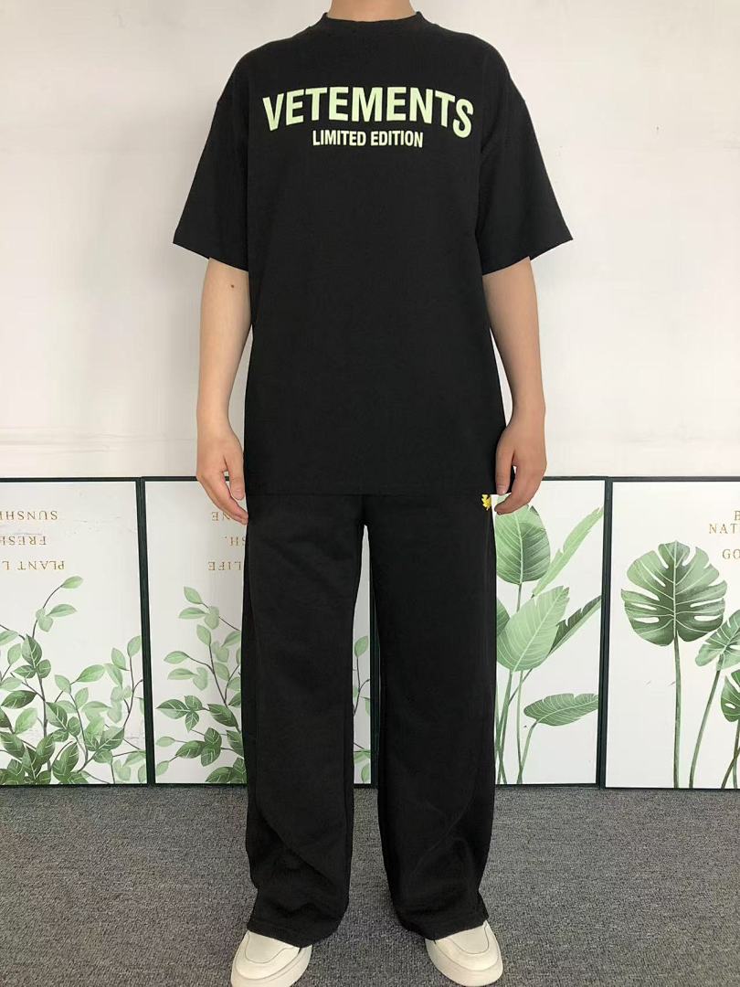 Vetements 85 VETEMENTS T-SHIRT 214171851 (Im 170Cm 60Kg I Wear Size S In The Phot) - Image 3