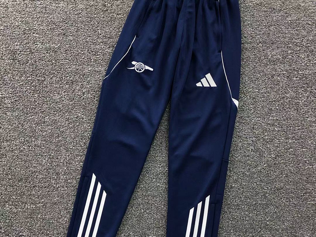 Chanel 135 FOOTBALL TROUSERS LONG SLEEVED - Image 20