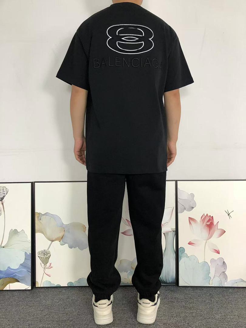 Balenciaga 118 B⭐L⭐⭐⭐IA⭐A T-SHIRT 11122010137 (Im 170Cm 60Kg I Wear Size M In The Phot) - Image 4