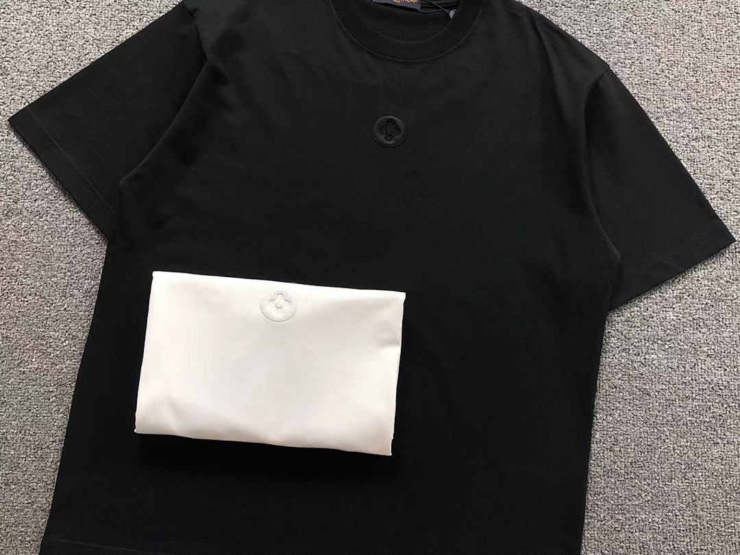 Louis Vuitton 98 L⭐ T-SHIRT 5233010127 (Im 170Cm 60Kg I Wear Size 2XL In The Phot) - Image 17