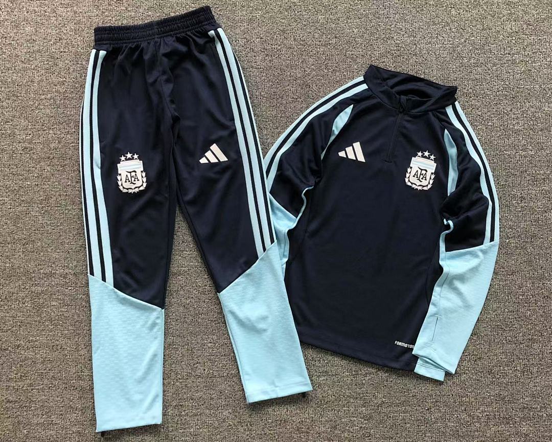 Chanel 135 FOOTBALL LONG SLEEVED TROUSERS - Image 4