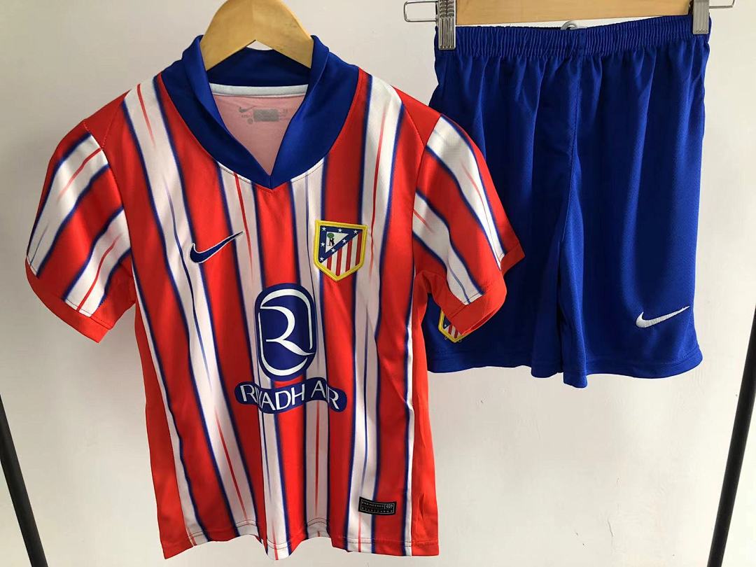 Chanel 68 FOOTBALL - Image 33