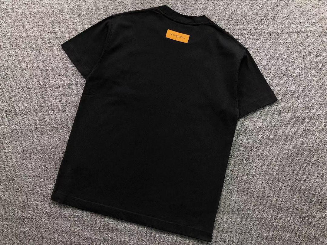 Louis Vuitton 95 L⭐ T-SHIRT 505175581 (Im 170Cm 60Kg I Wear Size M In The Phot) - Image 15