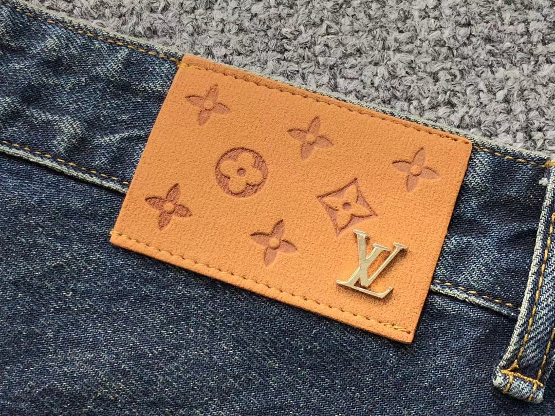 Louis Vuitton 288 L⭐ - Image 12