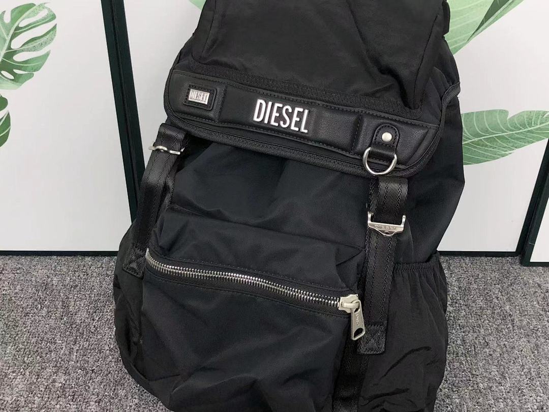 Diesel 228 DIESEL BAG 111261575 (Long 24CM* Wide 14CM* High 35CM) - Image 4