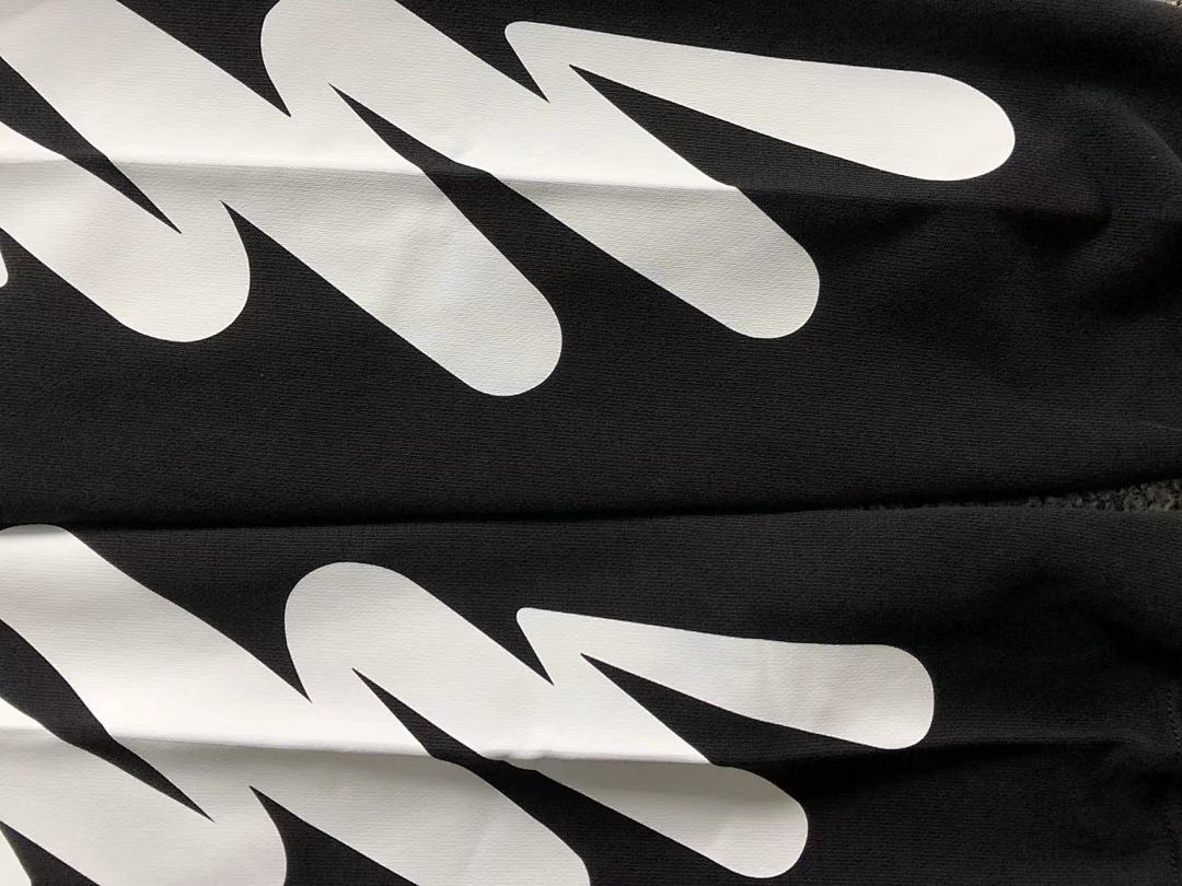 Off-White 208 OFF-WHITE (WHITE HOODIE) - Image 13