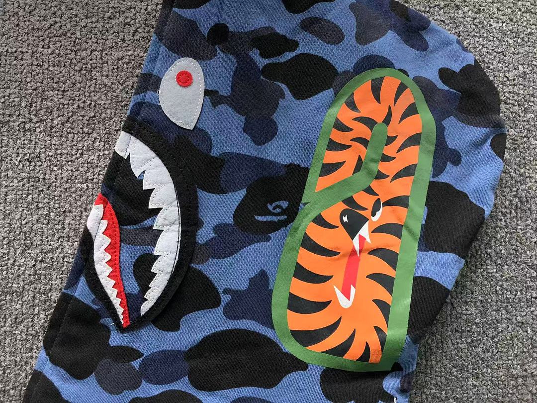 Bape 135 BAPE HOODIE 52070724158 (Im 170Cm 60Kg I Wear Size M In The Phot) - Image 12