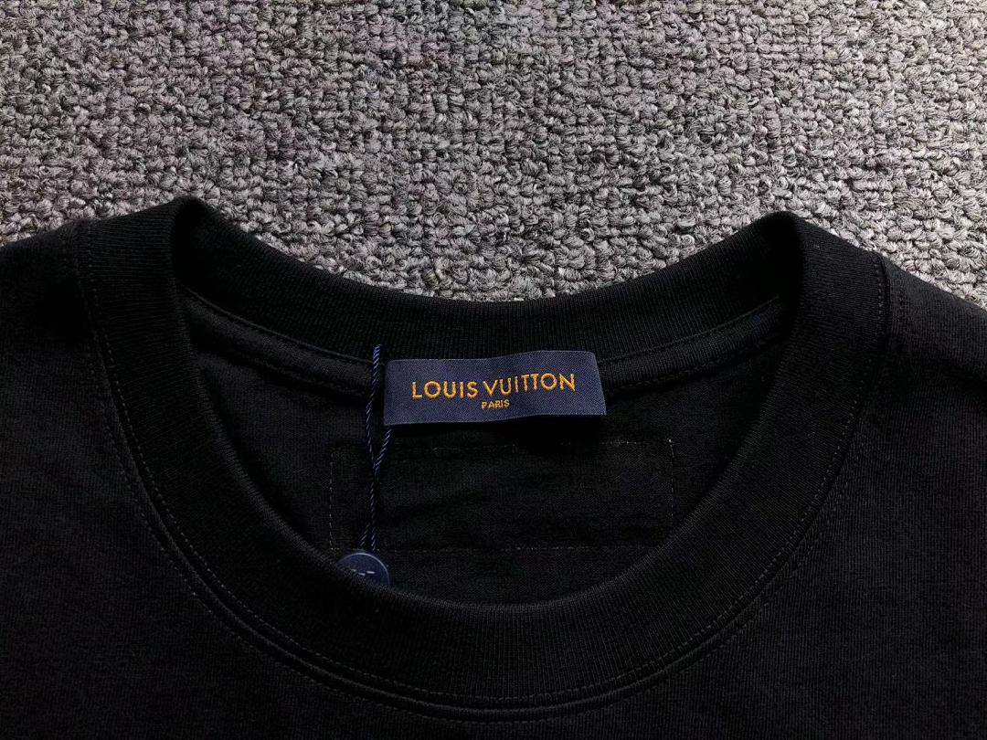Louis Vuitton 108 L⭐ T-SHIRT 503051970 (Im 170Cm 55Kg I Wear Size M In The Phot) - Image 14