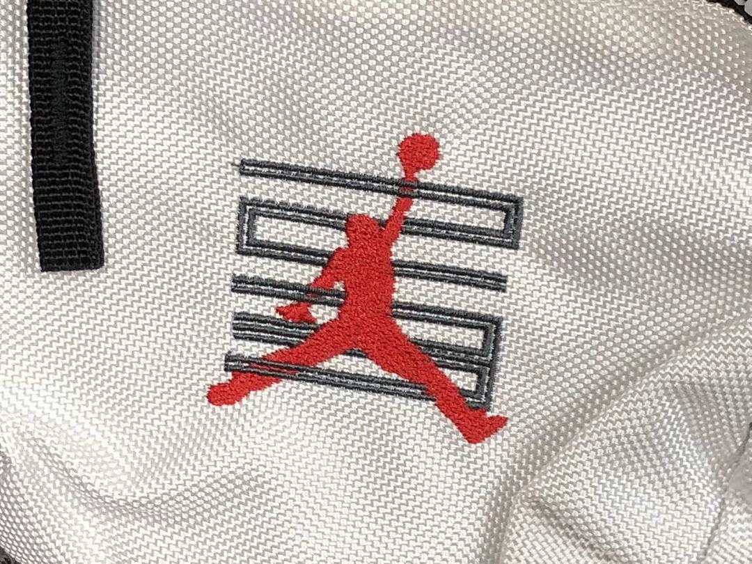 Air Jordan 68 A⭐R J⭐R⭐AN BAG 19030566 (Long 12CM* Wide 4CM* High 17CM) - Image 6