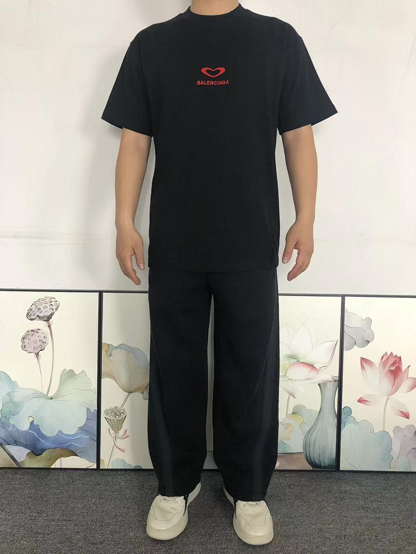 Balenciaga 125 B⭐L⭐⭐⭐IA⭐A T-SHIRT 121261160 (Im 170Cm 60Kg I Wear Size S In The Phot) - Image 3
