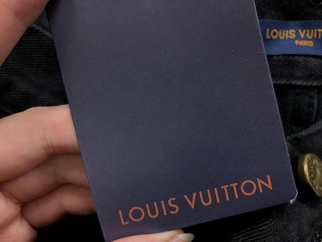 Louis Vuitton TROUSERS 228 L⭐ - Image 58