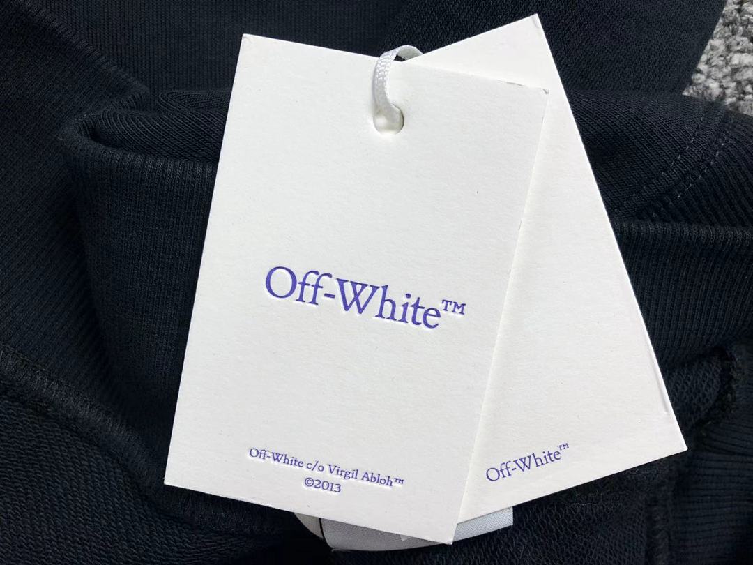 Off-White 136 OFF-WHITE (WHITE HOODIE) - Image 25