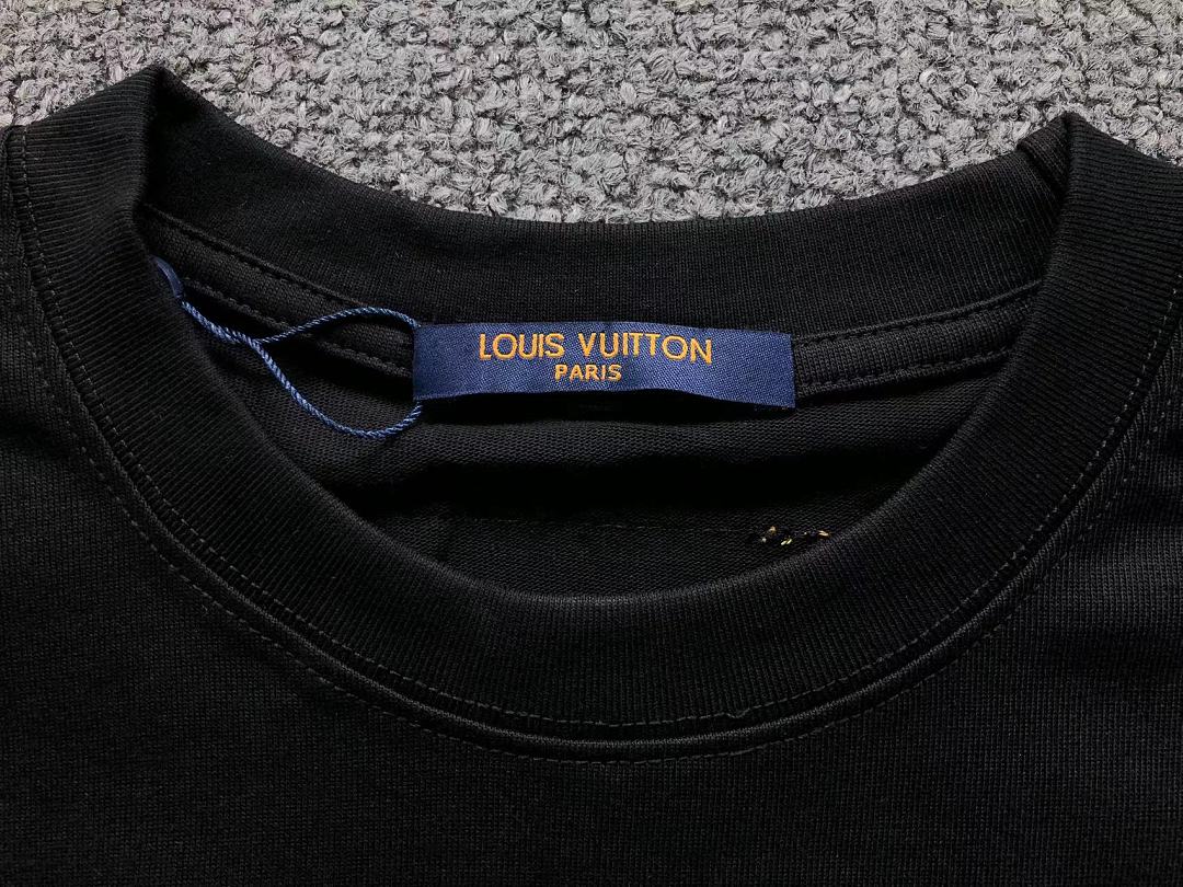 Louis Vuitton 118 L⭐ T-SHIRT 3204151021 (Im 170Cm 60Kg I Wear Size M In The Phot) - Image 20