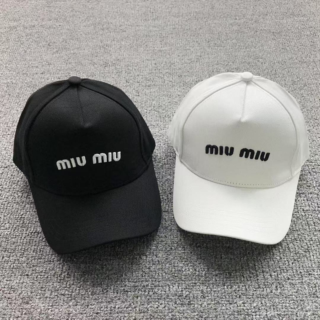 Miu Miu 78 M⭐U