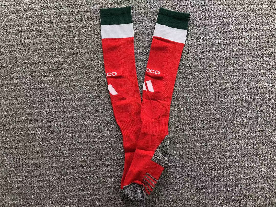 Chanel 39 FOOTBALL SOCKS - Image 2