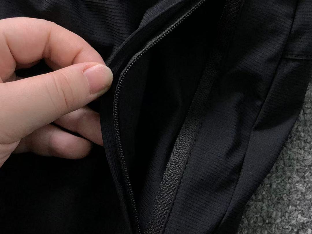 On Running 128 LULULEMON - Image 20
