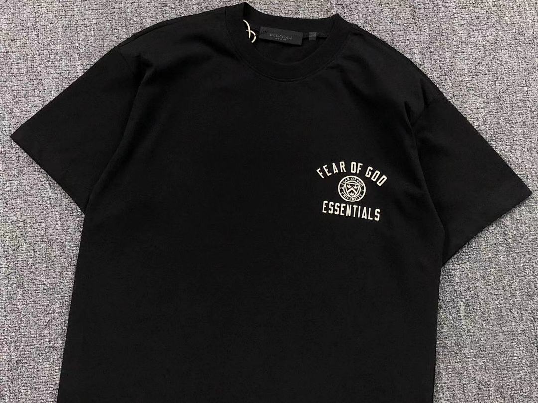Fear of God 98 FOG T-SHIRT 31120317 (Im 170Cm 57Kg I Wear Size S In The Phot) - Image 9