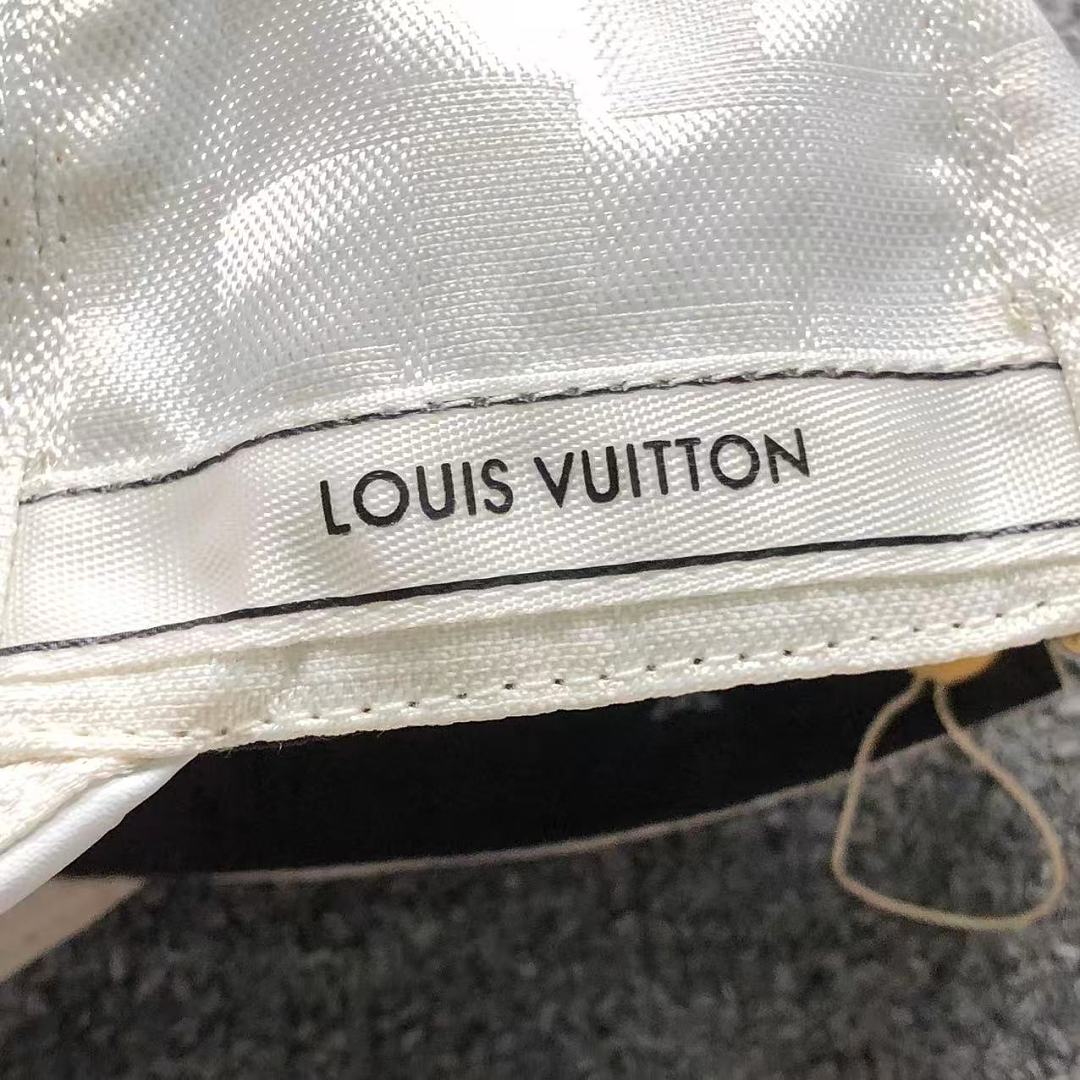Louis Vuitton 98 L⭐ - Image 6
