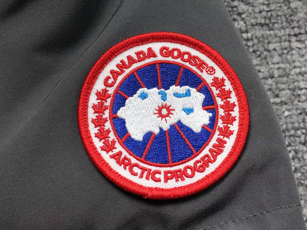 Canada Goose 568 C⭐N⭐⭐A G⭐⭐⭐E DOWN - Image 14