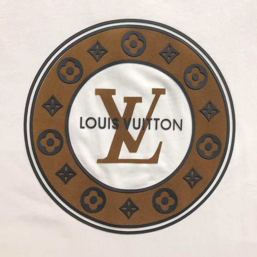 Louis Vuitton 115 L⭐ T-SHIRT 214210915 (Im 170Cm 60Kg I Wear Size S In The Phot) - Image 9