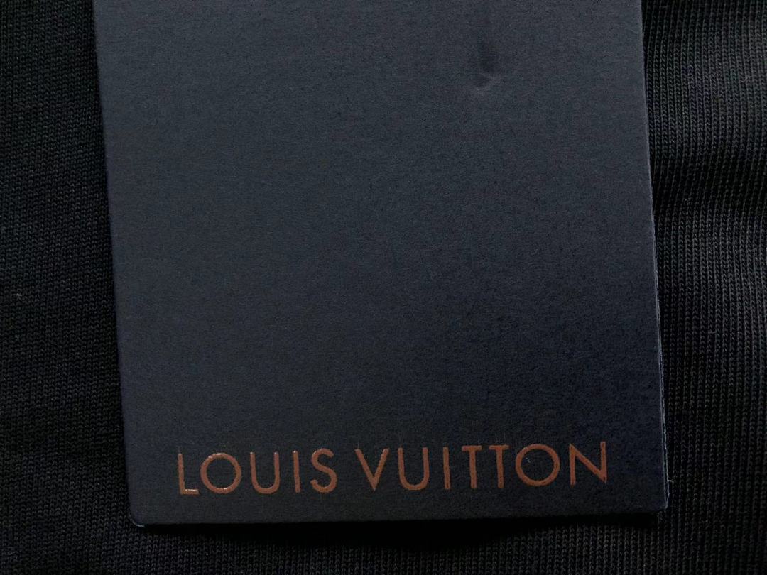 Louis Vuitton 115 L⭐ T-SHIRT 215141621 (Im 170Cm 60Kg I Wear Size S In The Phot) - Image 24