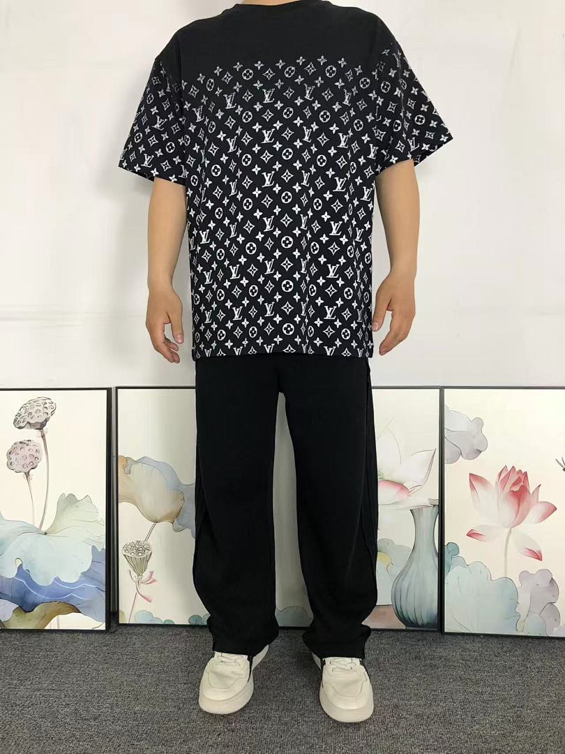 Louis Vuitton 118 L⭐ T-SHIRT 3203120321 (Im 170Cm 60Kg I Wear Size M In The Phot) - Image 3