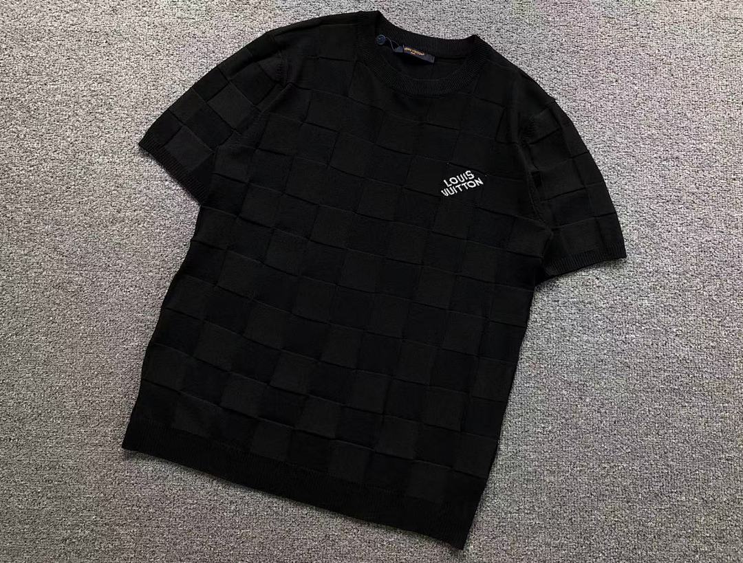 Louis Vuitton 135 L⭐ T-SHIRT 3112110321 (Im 170Cm 60Kg I Wear Size L In The Phot) - Image 10