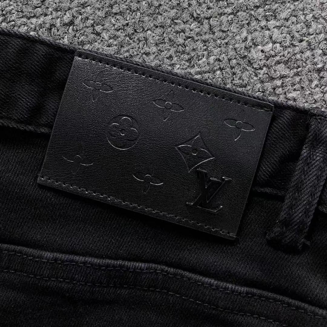 Louis Vuitton 218 L⭐ TROUSERS 5112217106 (Im 170Cm 60Kg I Wear Size S In The Phot) - Image 9